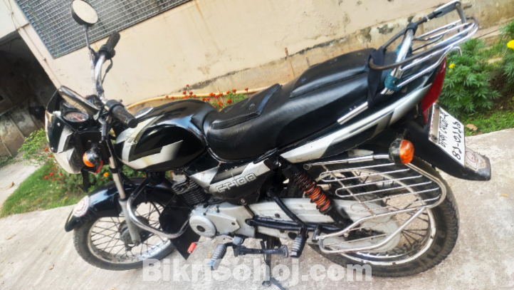 Bajaj Ct-100